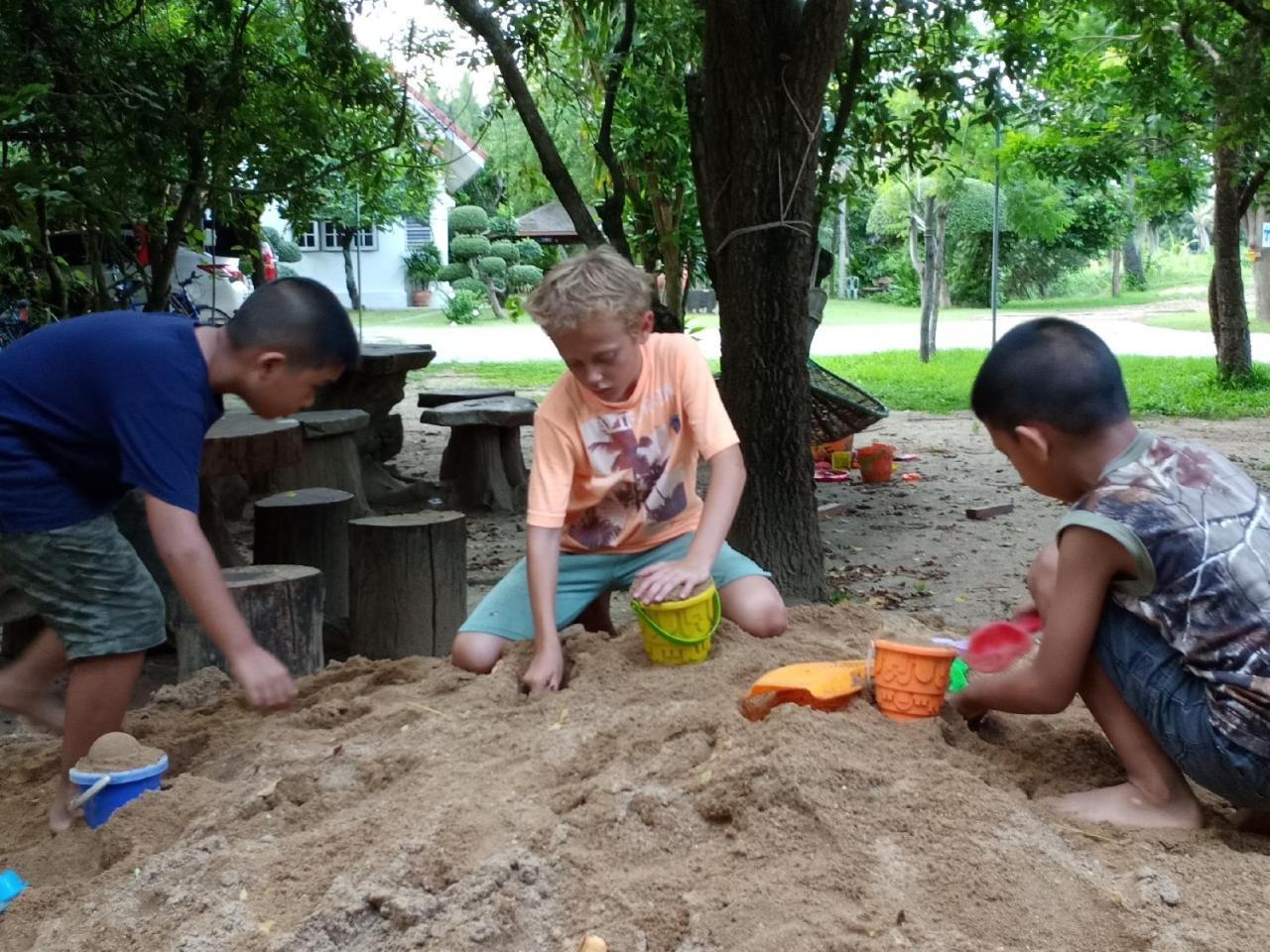 Rai Lung Tui Homestay Прачуап Кири Кан Екстериор снимка